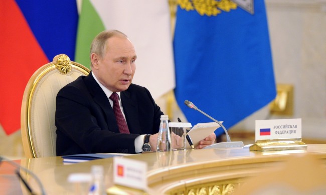 Британски шпионин: Владимир Путин е сериозно болен 