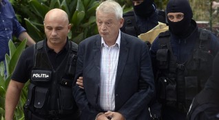 Бивш кмет на Букурещ обвинен в корупция бе арестуван снощи