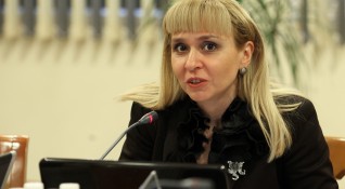 Омбудсманът Диана Ковачева възрази срещу увеличението на цената на водата