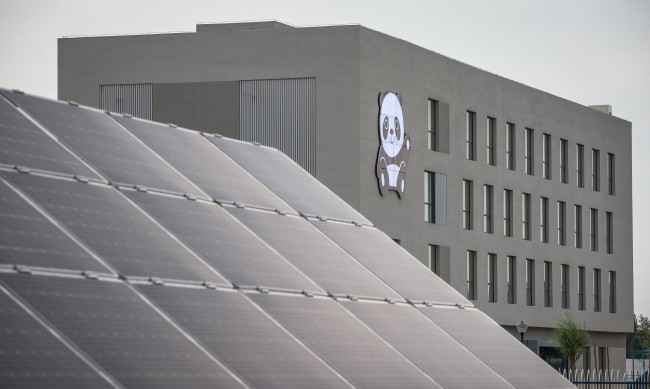 Соларните панели стават задължителни за покривите в ЕС