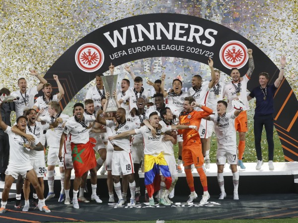 Айнтрахт Франкфурт спечели Лига Европа, побеждавайки на финала Глазгоу Рейнджърс