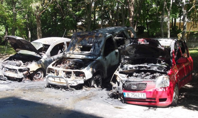 Подпалиха украински автомобил във Варна
