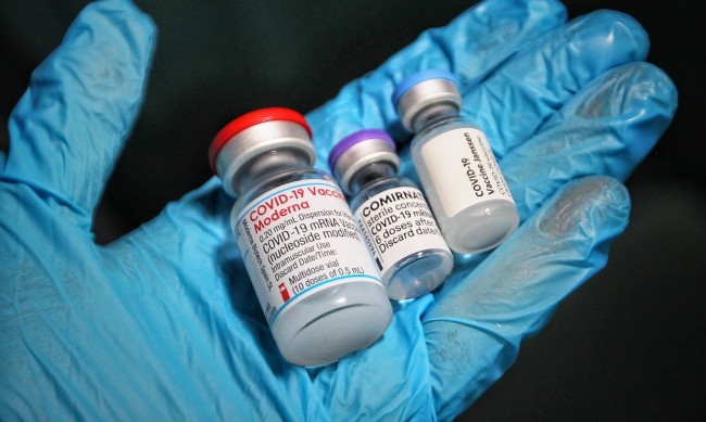 Държавата е платила над  320 млн. лв. за ваксини срещу COVID-19