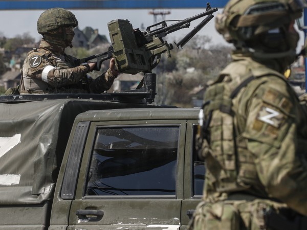 Народното опълчение на Донецката народна република и руските въоръжени сили