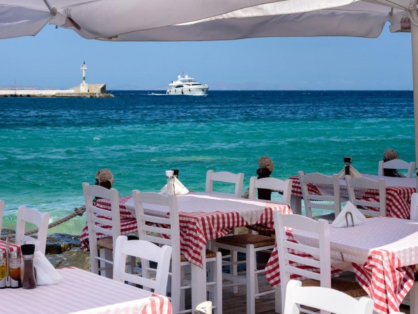 Две американски туристки ще съдят гръцки плажен бар, след като