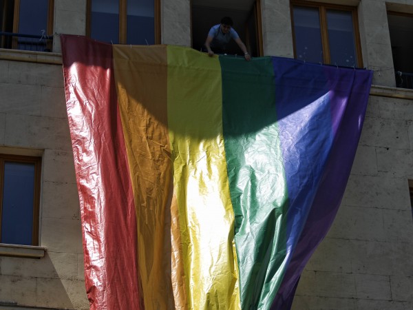 Снимка: Димитър Кьосемарлиев, Dnes.bg С 10-метров флаг Френският институт се