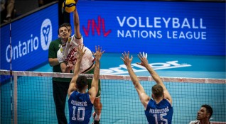 Мъжкият национален отбор на България по волейбол стартира със загуба