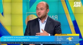 Премиерът Кирил Петков предложи да се съкратят линиите на градския