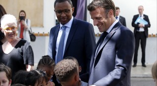 Държавният глава на Франция обяви че от новата учебна година