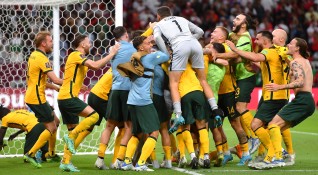 Австралия ще играе за 5 и път поред на световно първенство
