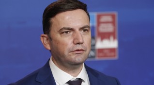Правителството в Северна Македония следи с внимание събитията в България Още
