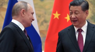 Китайският президент Си Дзинпин увери руския си колега Владимир Путин