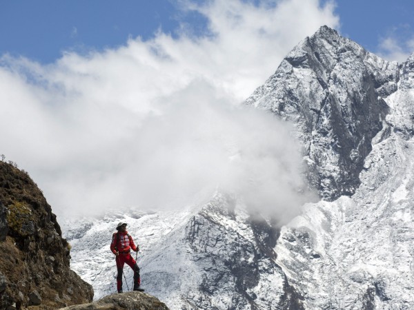 Непал се готви да премести базовия лагер на Еверест, тъй