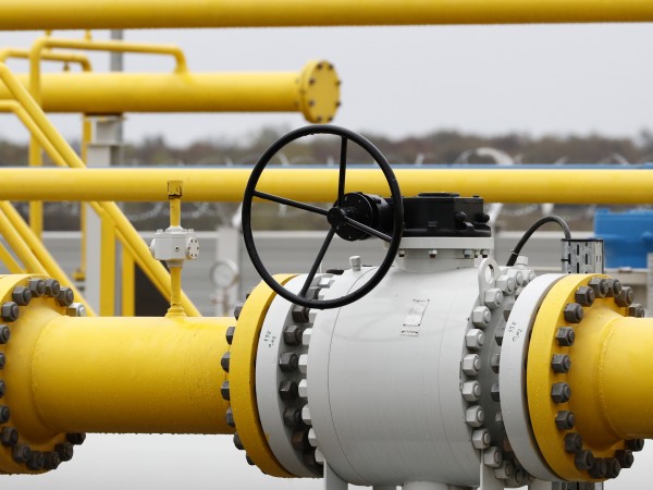 Доставките на природен газ по „Турски поток“ ще бъдат временно