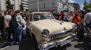 Възможно е леките автомобили Волга и Победа отново да бъдат