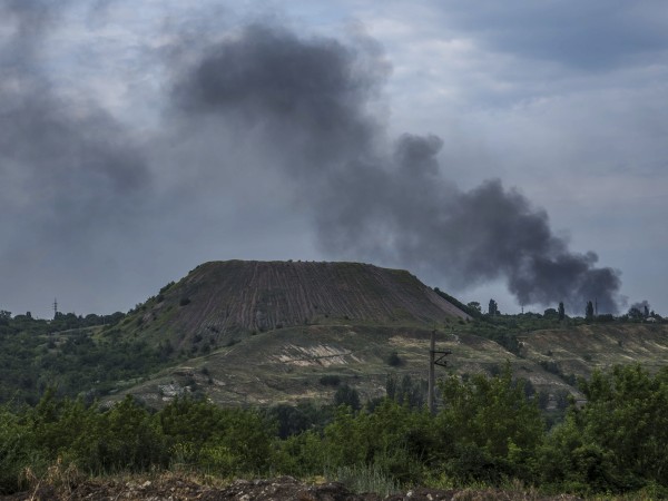 Руската офанзива срещу Северодонецк в източна Украйна продължава успешно, заяви