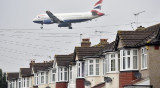 Британските авиолинии откриха вариант да наемат служители от ЕС съобщи