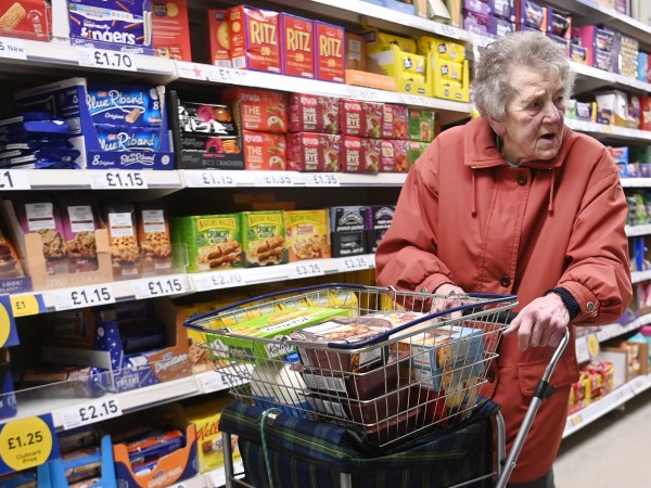 Инфлацията във Великобритания се повиши през май до 9,1%, показват