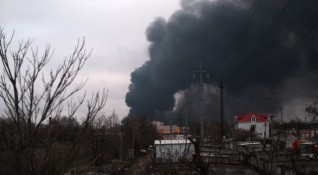 Тази сутрин два дрона летящи откъм Украйна удариха голяма руска