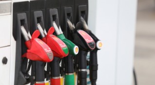 Най скъпите бензин дизел и пропан бутан са в област Силистра а