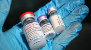 Втората приложена бустерна иРНК ваксина срещу COVID 19 от днес ще