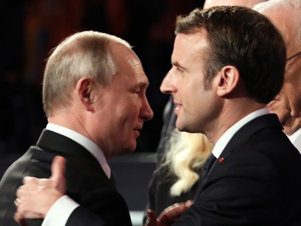Разсекретиха разговор между френския президент Еманюел Макрон и руския му