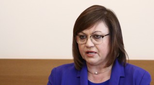 Вицето в оставка Корнелия Нинова призова депутатите при окончателното приемане