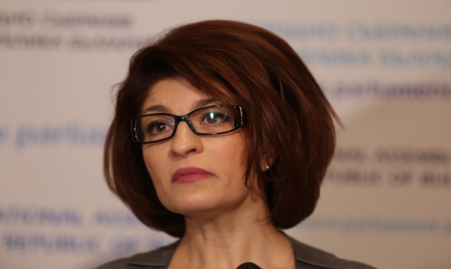 Десислава Атанасова: Пълен хаос, не стана ясно кой взема решенията