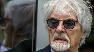 Формула 1 обяви че коментарите на бившия шеф на спорта