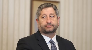 Лидерът на ДБ Христо Иванов обяви че ДБ ще обсъди