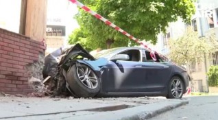Пътен инцидент в центъра на София като по чудо се