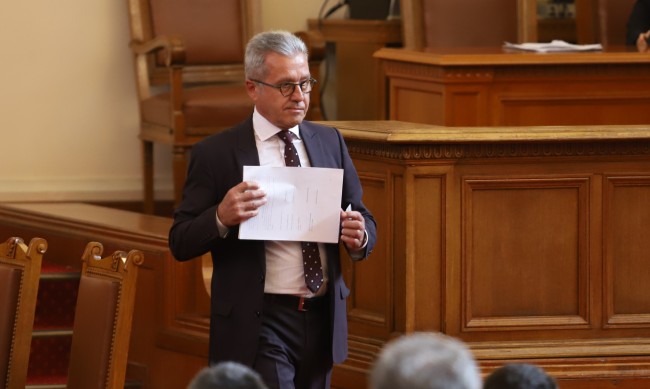 ДПС ще гласува против кабинета на Асен Василев 