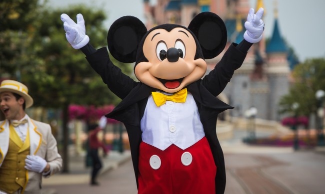 Disney губи правата си върху Мики Маус