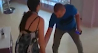 Германски турист нахлул във фризьорски салон в Бургас и нападнал