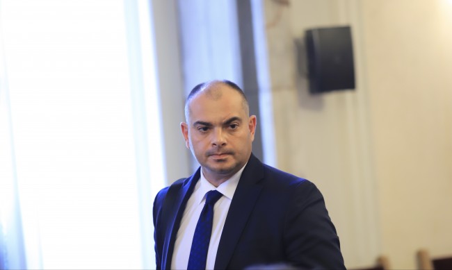 БСП: Загубено време за България е нов парламент наесен!