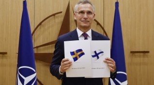 В щабквартирата на НАТО Швеция и Финландия подписаха протоколи за
