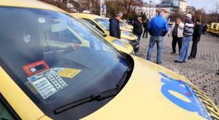 Таксита в София да блокират за половин час кръстовището на