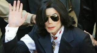 Три ключови песни на Майкъл Джексън бяха премахнати от сайтове