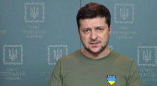 Украинският президент Володимир Зеленски уволни днес посланика на Украйна в