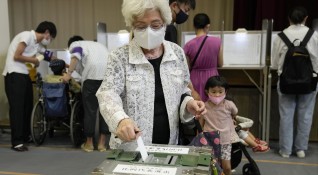 Избирателните секции в Япония отвориха врати днес в 7 ч
