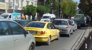Хаос в транспорта в Пловдив Затварят за ремонт Околовръстното шосе