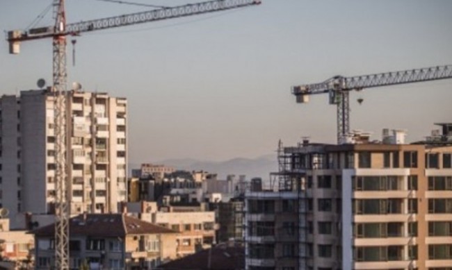 Въпреки поскъпването на газа: Хората в София си търсят жилище с парно