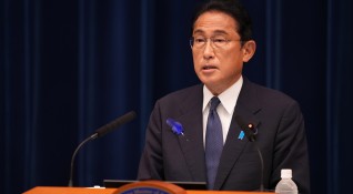 Японският министър председател Фумио Кишида заяви в четвъртък че е поискал
