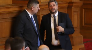 В Демократична България не изключват евентуална коалиция с ГЕРБ след