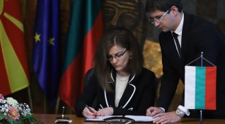 Както бе съобщено по рано България и Северна Македония подписаха двустранния