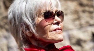84 годишната Джейн Фонда няма нищо против да говори откровено Тя