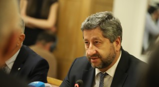 Съпредседател на ПГ на Демократична България Христо Иванов заяви че