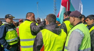 Пътните строители блокират София и страната като началото ще бъде