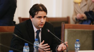 Министърът на електронното управление в оставка Божидар Божанов публикува отчет
