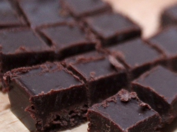 Британски учени установиха, че флаванолите в какаото и черния шоколад